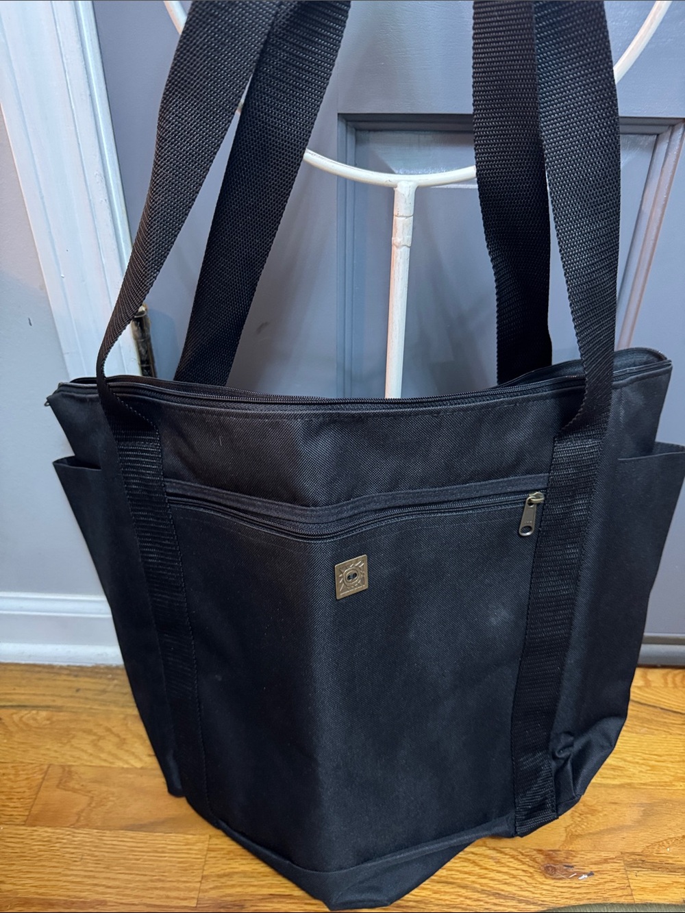 Classic Black Laptop Tote Bag with Front Zip Pocket